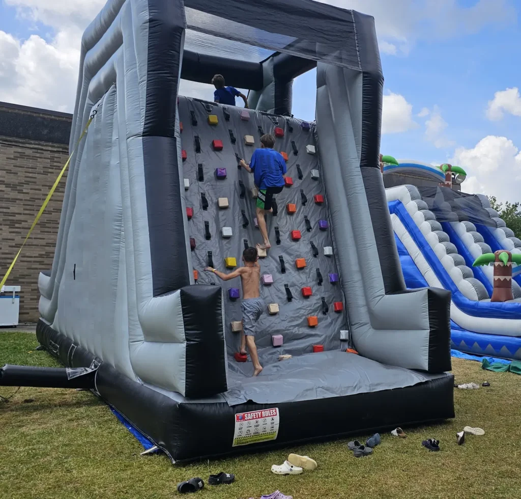 inflatable-rockwall-parma-ohio